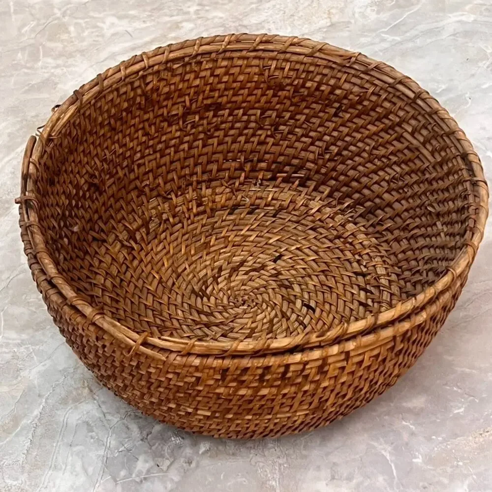 Natural Rattan Round Fruit Basket Weaved Aged Patina 10.5